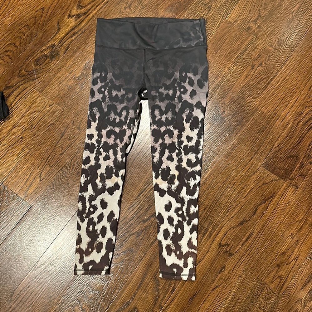Playground animal print leggings -size large